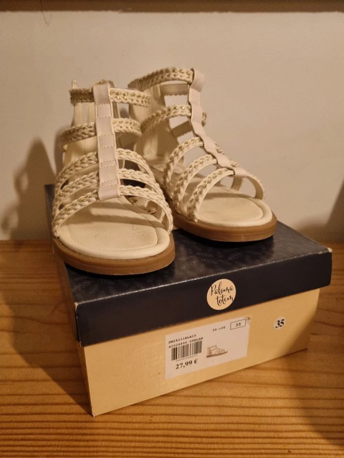 Sandales fille blanche taille 35 - photo numéro 2
