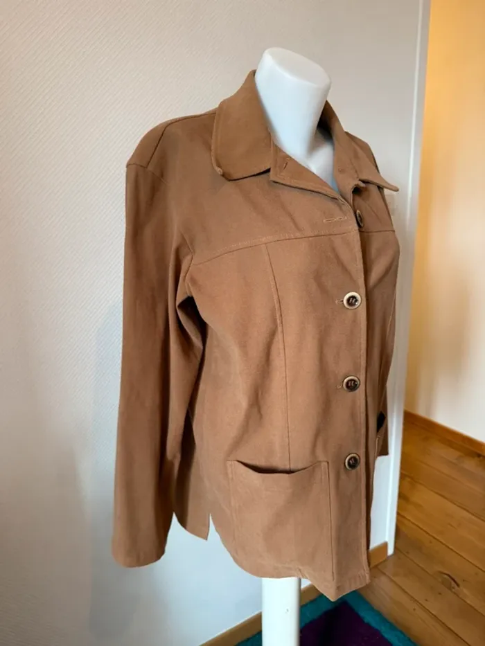 Veste légère en très bon état marron / camel taille 46-48 chiffons de femme - photo numéro 2