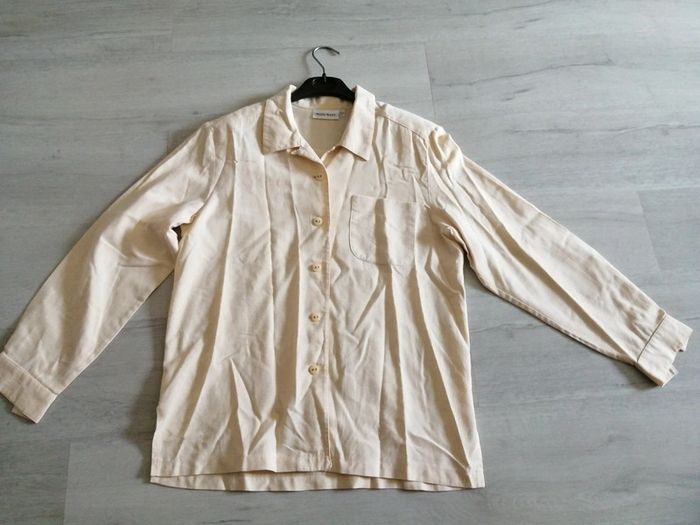 Chemise