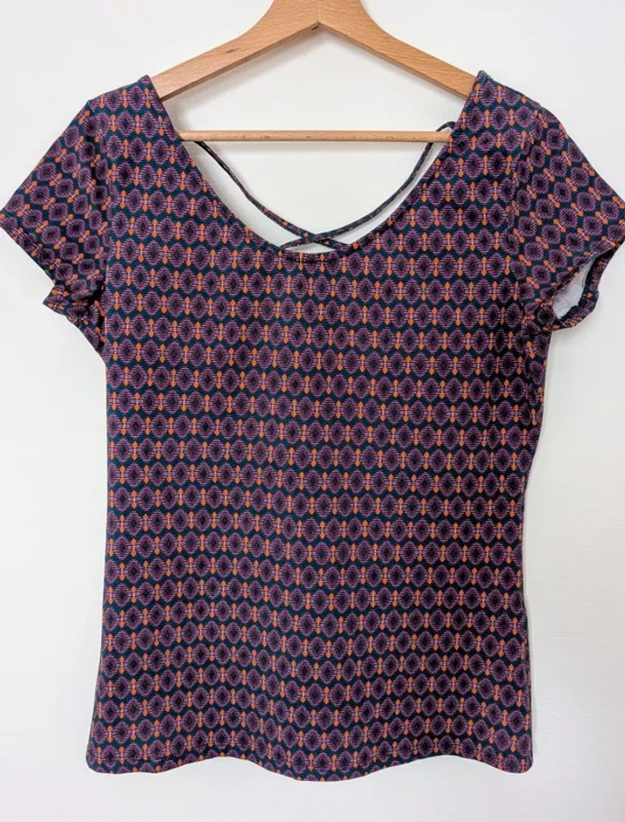 Tee shirt à motifs