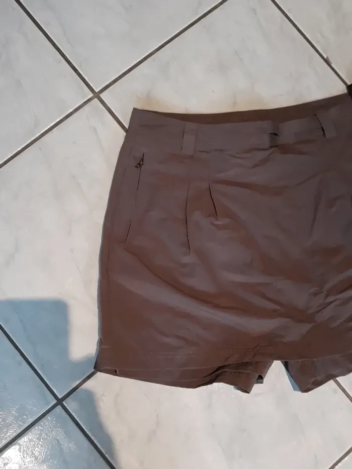 Jupe short 42 - photo numéro 2