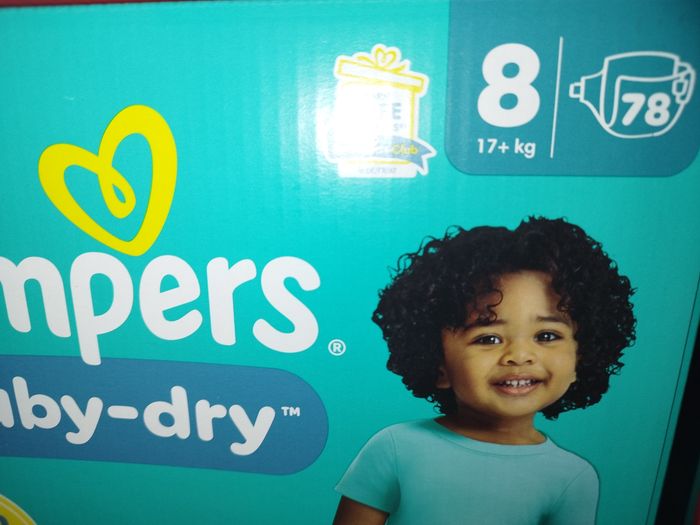 Couches Pampers taille 8 - photo numéro 2
