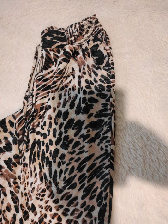 Pantalon fluide et léger pour l'été/ printemps- Bonprix / calças