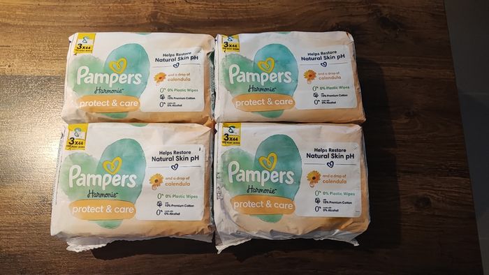 Lot 12 paquets lingettes harmonie protect and care