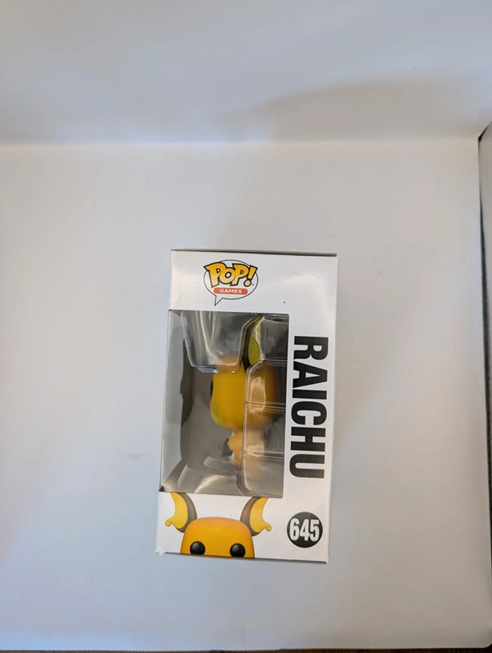 Funko Pop : Pokémon 645 - Raichu - photo numéro 2