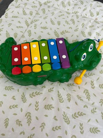 xylophone crocodile fisher price