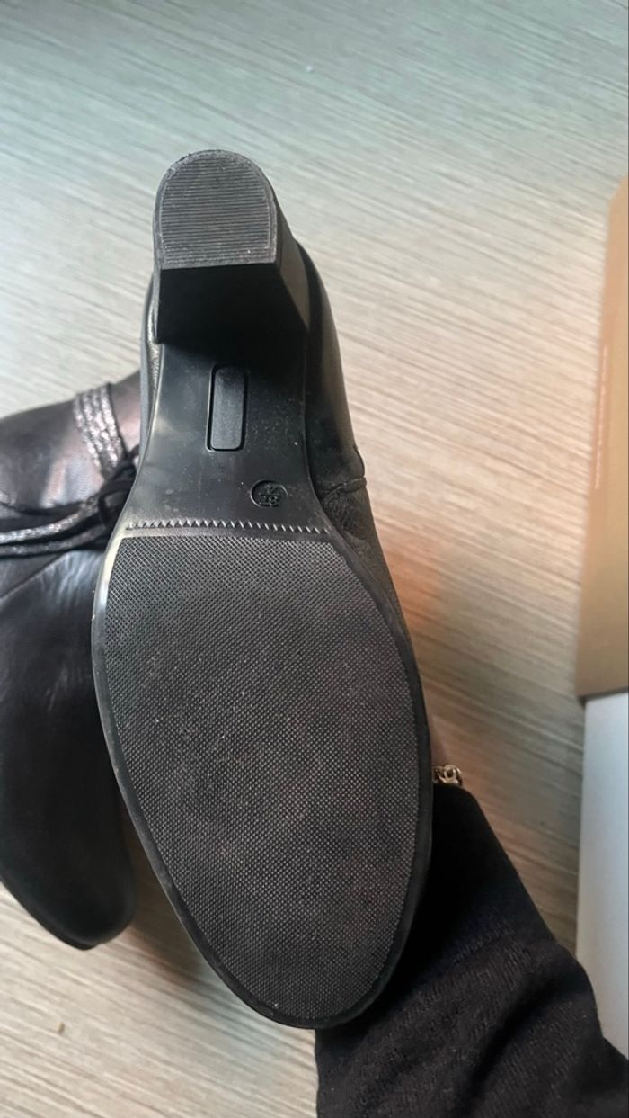 Paire de bottines Damart - photo numéro 6