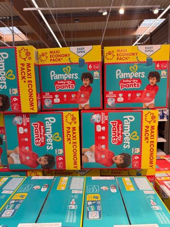 Pampers 