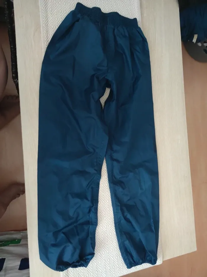 Pantalon de kway Decathlon imperméable 10 ans