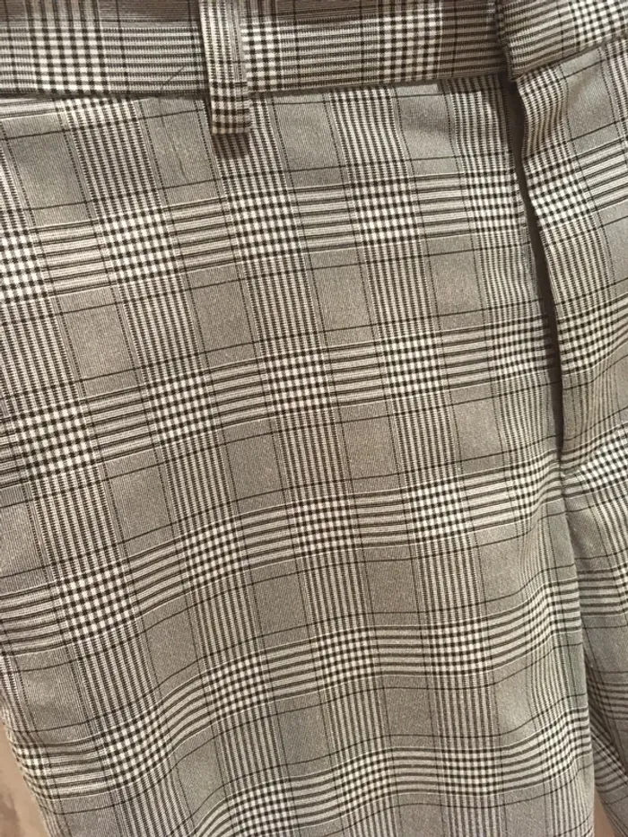 Superbe pantalon chic et sophistiqué en 42 de chez H&M en excellent état - photo numéro 4