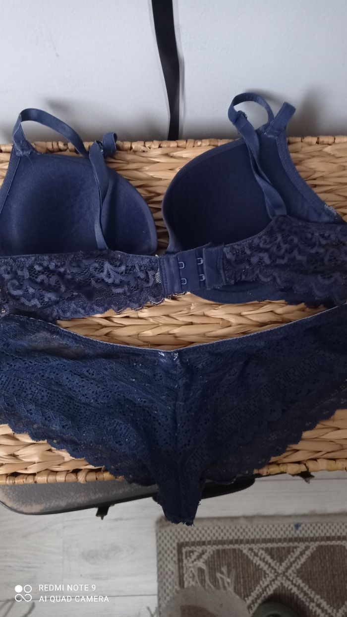 Soutien gorge push up bleu marine 85 C et string tanga taille S.La Halle - photo numéro 2