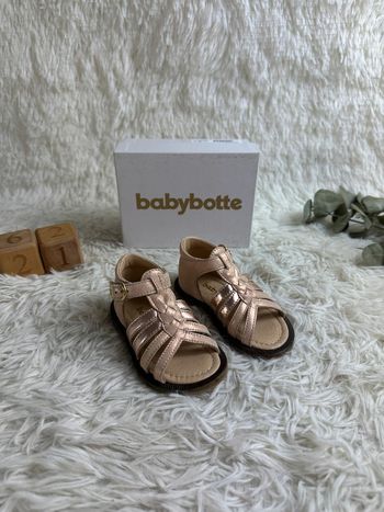 Paire de sandales Babybotte taille 21