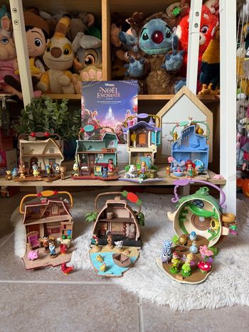 Figurine Disney Disneyland maison Little animator