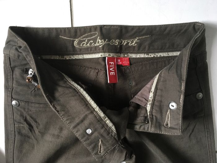Pantalon neuf EDC by Esprit taille 36 - photo numéro 3
