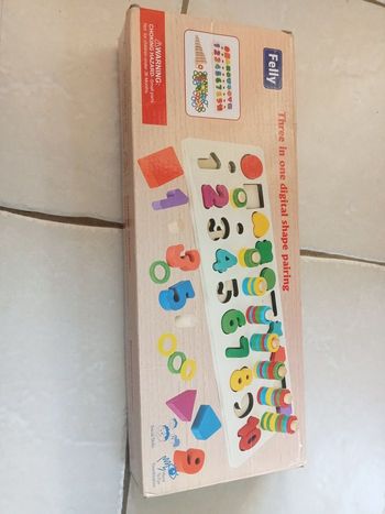 Planche éducative chiffres et formes