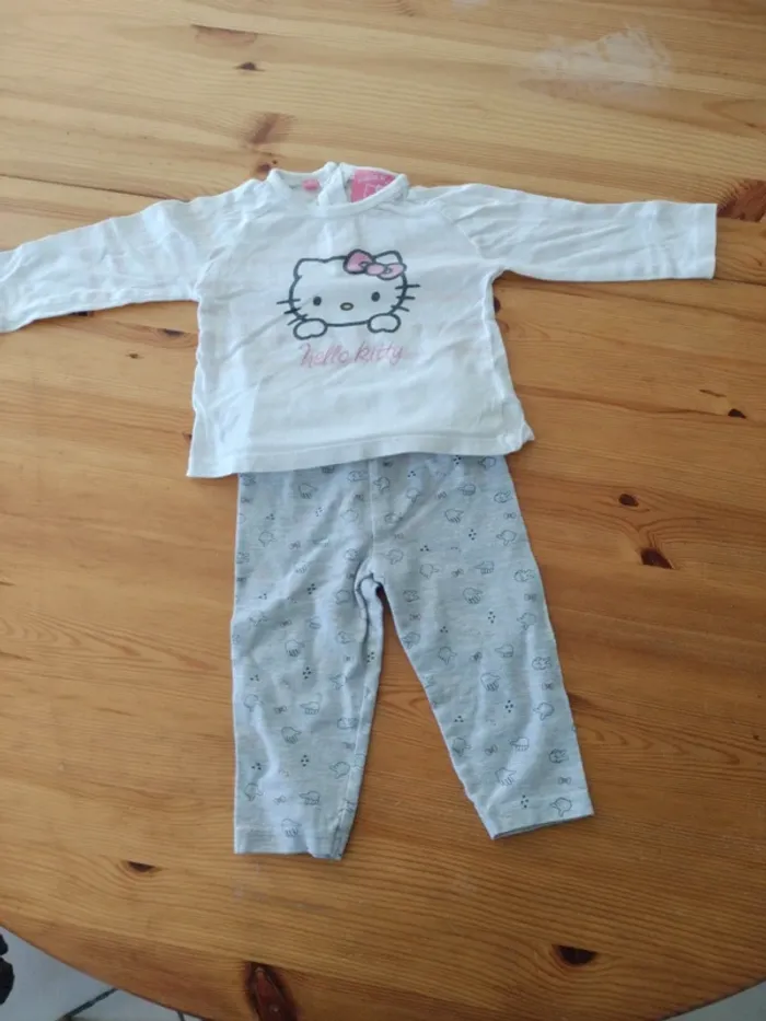 Ensemble Hello Kitty