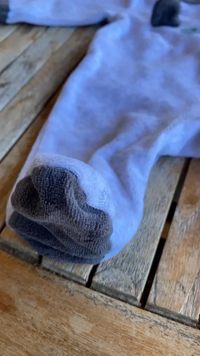 Pyjama en velours - naissance - photo numéro 3