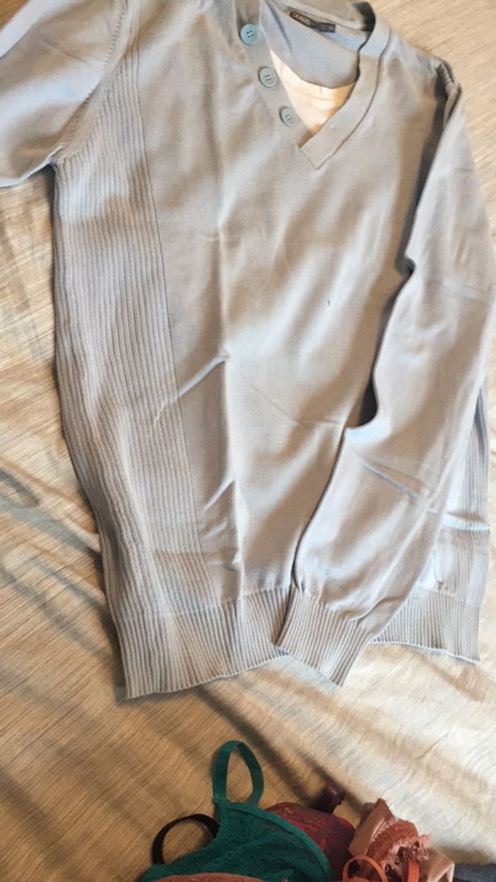 Pull col v - photo numéro 2