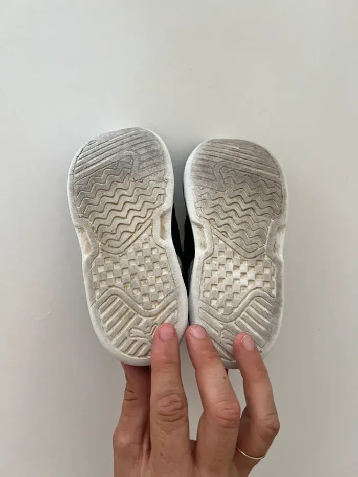 Baskets puma taille 24 - photo numéro 6