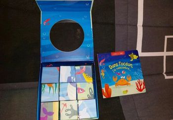 Cubes et livre