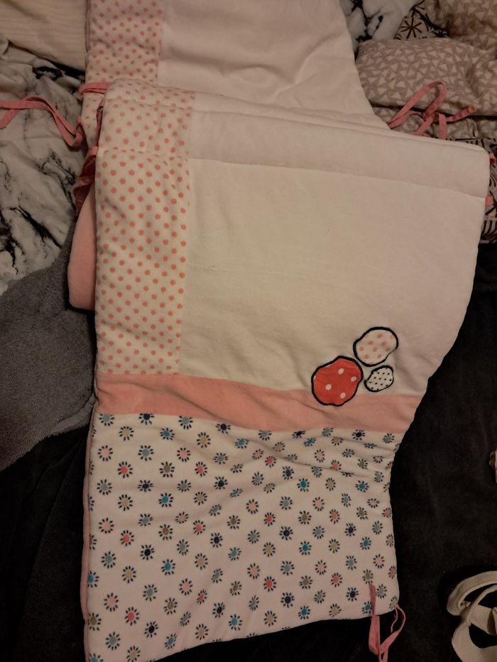 Tour de lit et gigoteuse - photo numéro 2