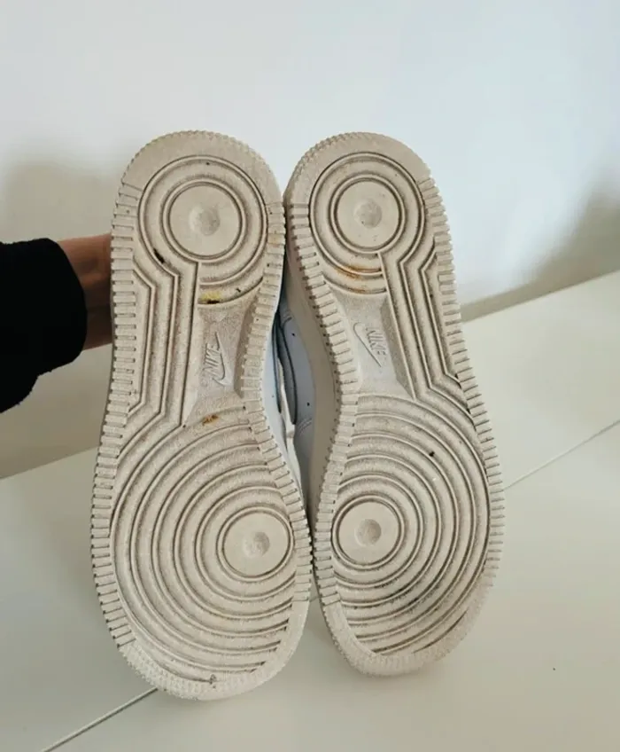 Nike basket chaussures air force 1 blanche pointure 37,5 - photo numéro 6