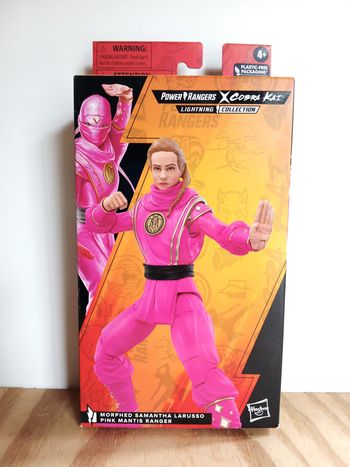 Figurine Power Rangers x Cobra Kai Morphed Samantha LaRusso Pink Mantis Ranger