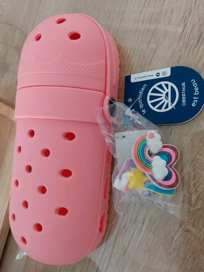 Trousse scolaire inspiration Crocs avec Charms - photo numéro 2