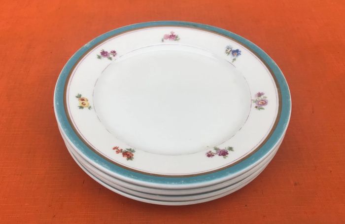 4 assiettes Fromage / Dessert U.M.L (Union Marc Larchevêque) France - photo numéro 2