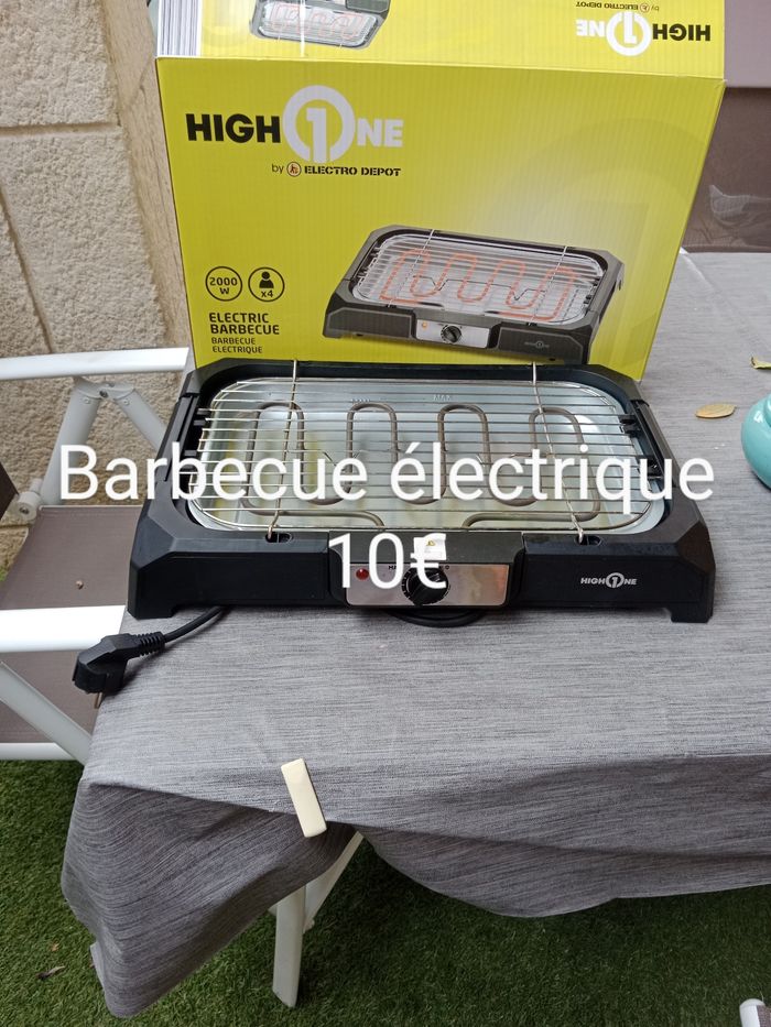 Vends barbecue électrique de table