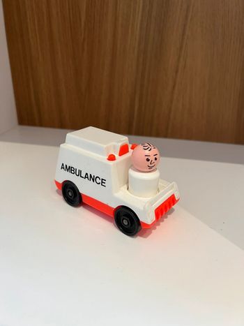 Ambulance Fisher price vintage
