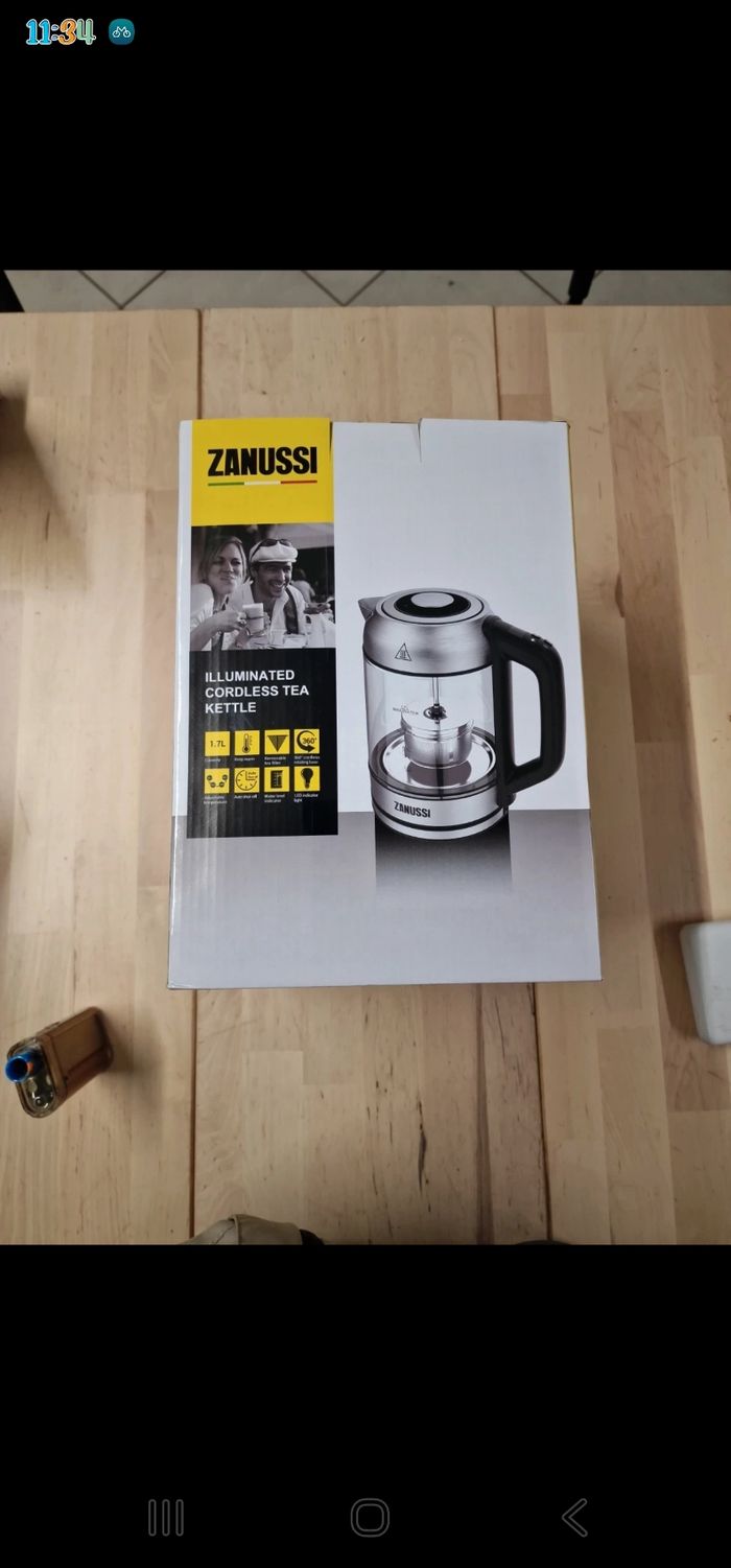 Bouilloire théière zanussi neuf