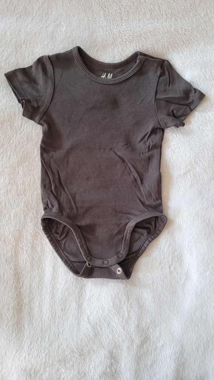 Lot de 2 bodys H&M 74 cm - photo numéro 3