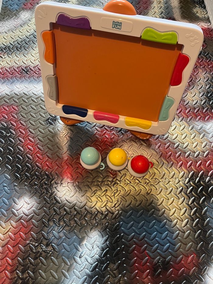 Tableau dessin en musique - photo numéro 3