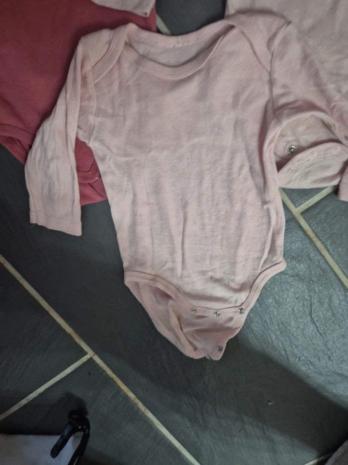 Lot de 3 bodys roses - photo numéro 3