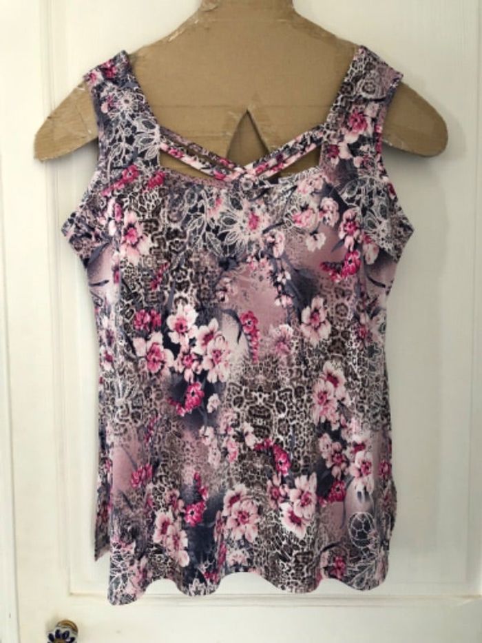 MM9- Blouse débardeur fleuri T42/44 NEUVE