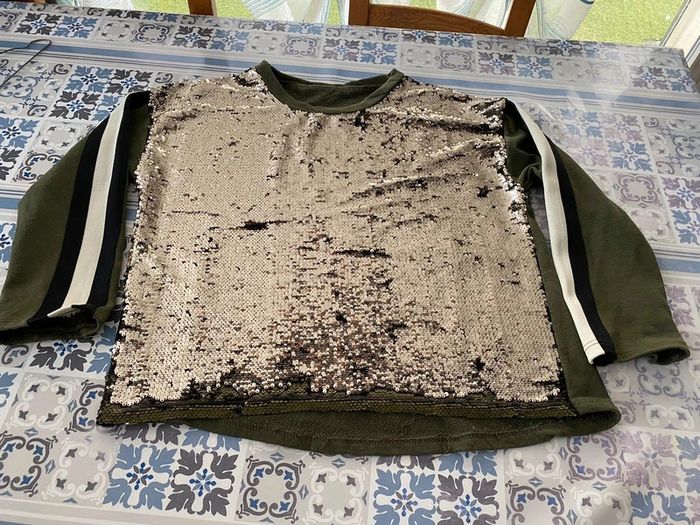 Sweat-shirt paillettes - photo numéro 3