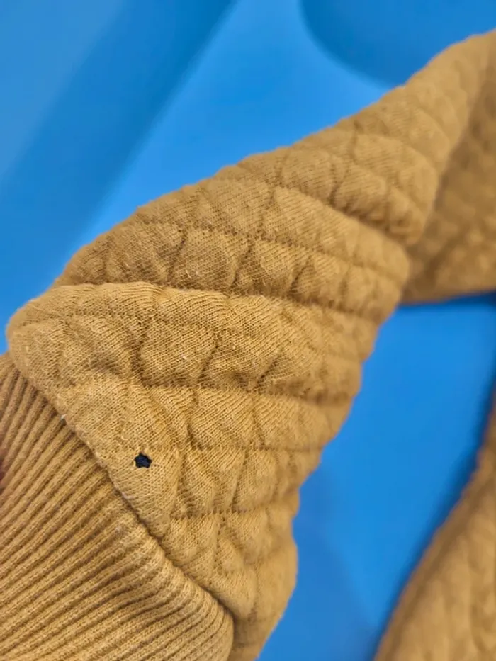 Pull chaud tape à l'œil 5 ans - photo numéro 3