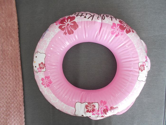 Bouée Hello Kitty