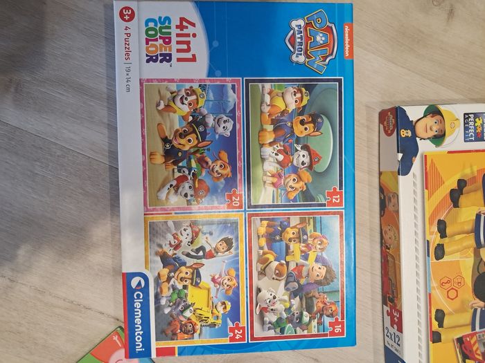 Lot de 9 puzzles 12 pièces 15 pièces neufs - photo numéro 2