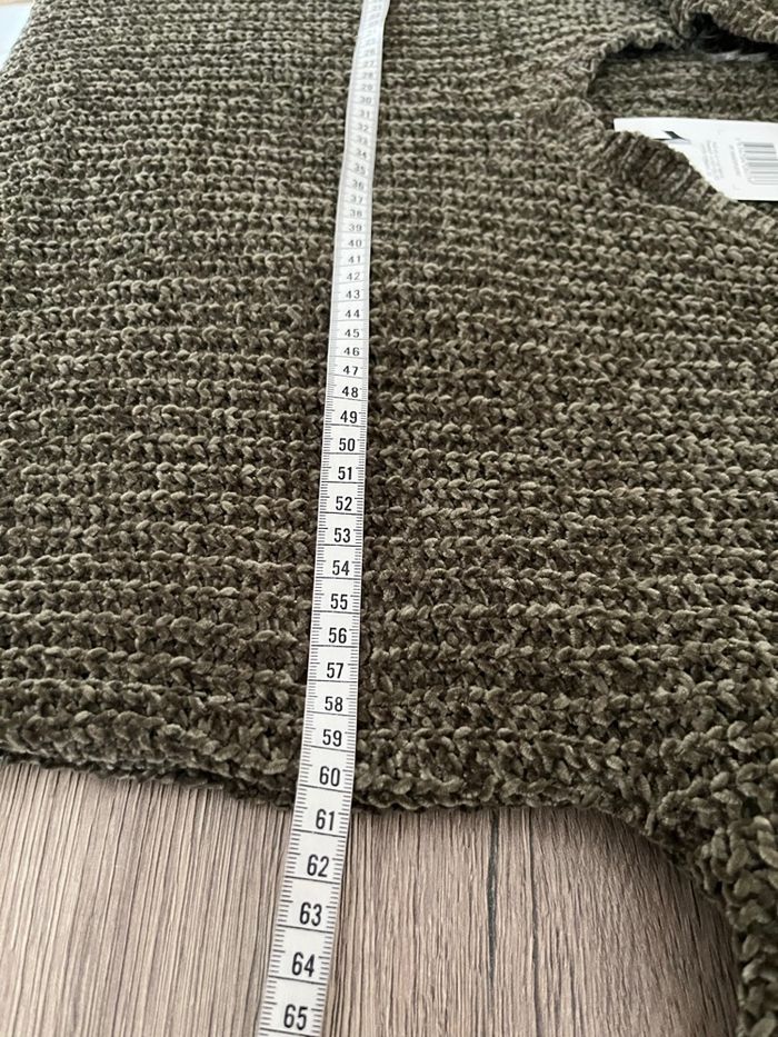 Pull kaki neuf - photo numéro 2