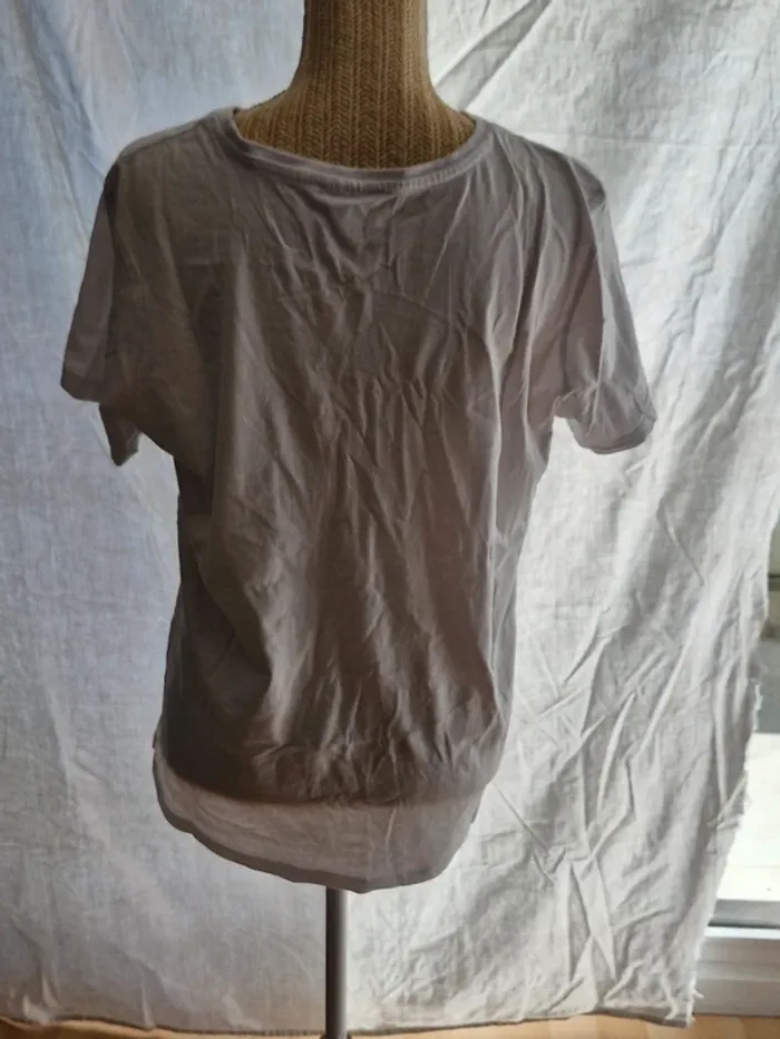 Tee-shirt - photo numéro 2