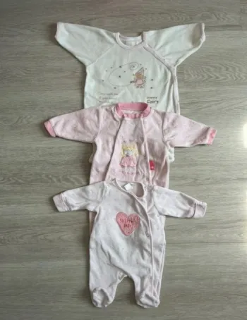 Lot de pyjamas en velours 1 mois