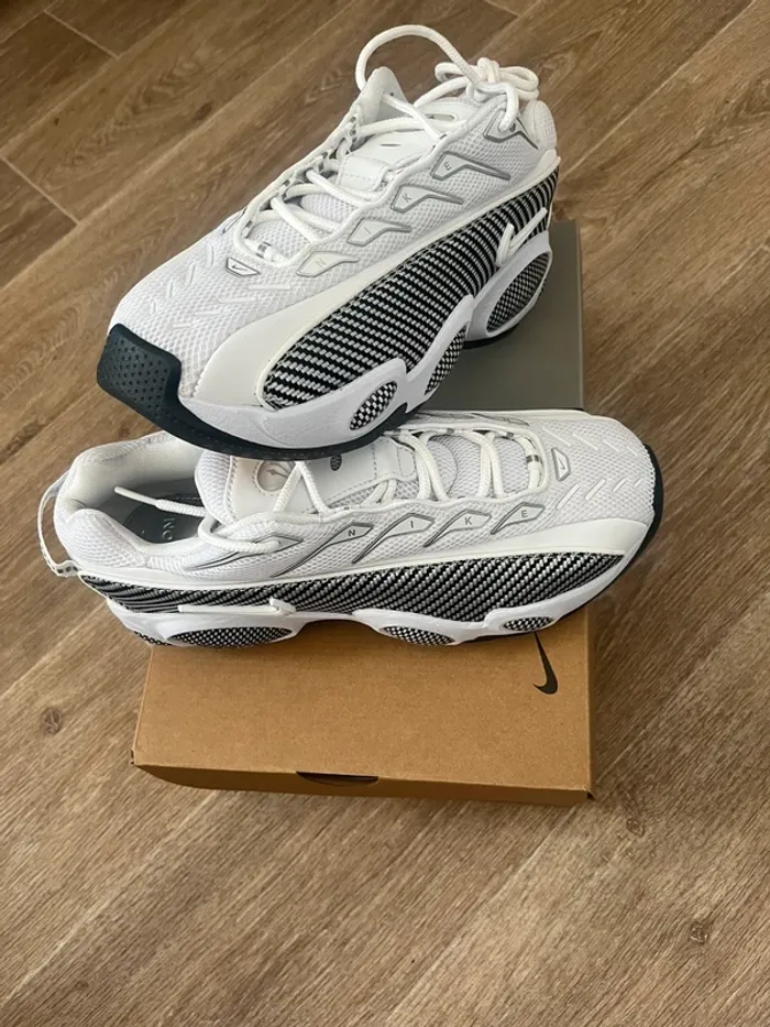 Nike NOCTA Glide White/Black – Sneakers édition limitée – T.42
