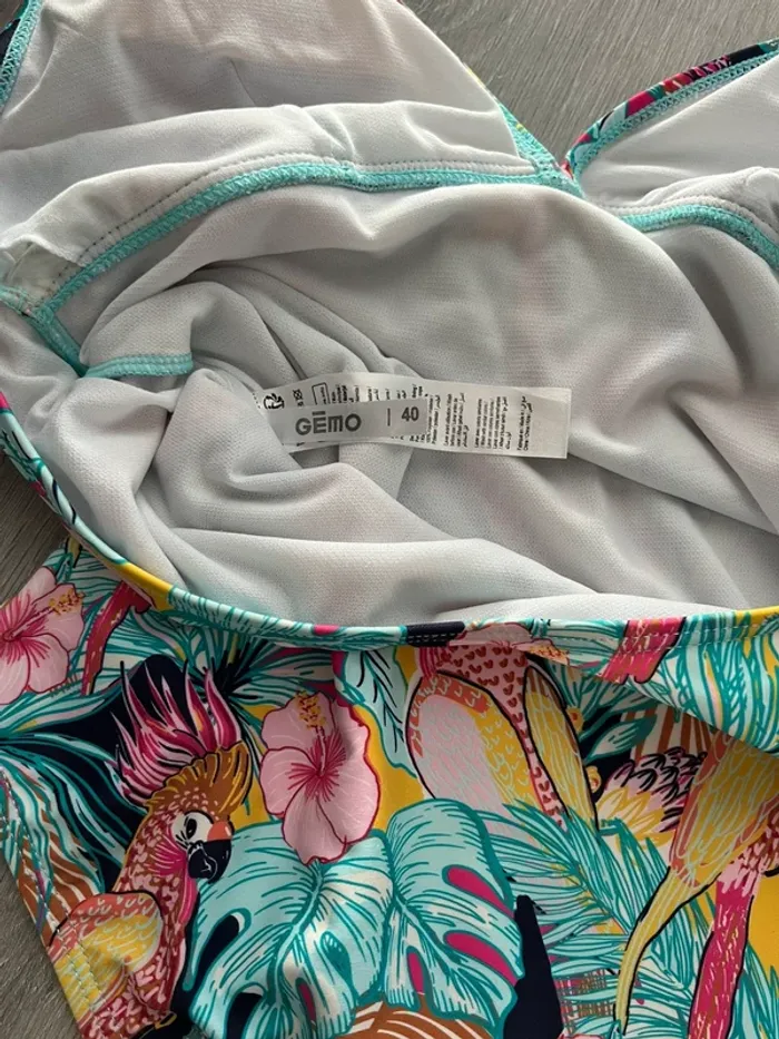 Lot maillots de bain femme taille 40 / 90 C - photo numéro 4