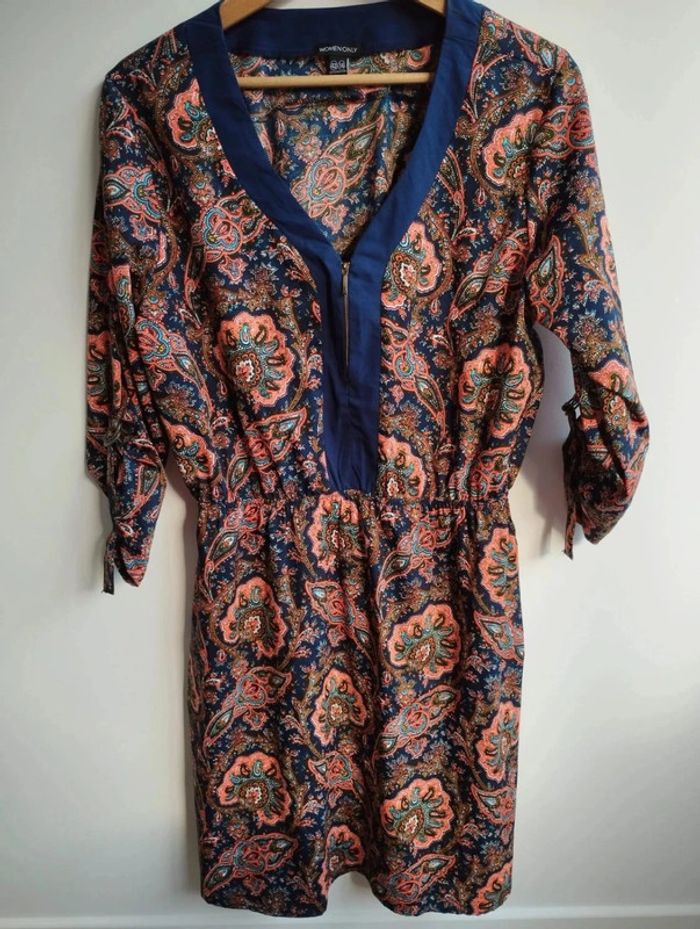 Robe légère à motifs kashmir taille 42