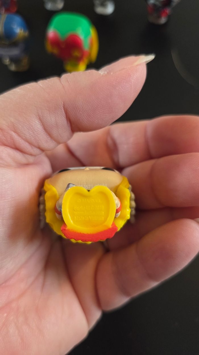 Lot 9 Funko pop Marvel - photo numéro 3