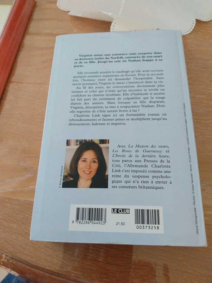 Le poids du passé de Charlotte Link - photo numéro 3