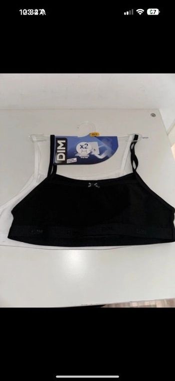 2 brassières DIM