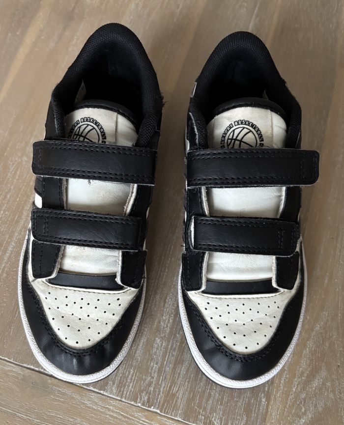 BASKETS ADIDAS - photo numéro 2